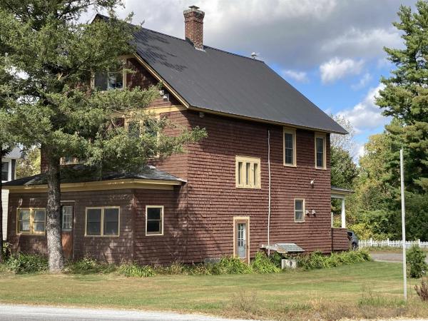 Single Family in Sheldon VT