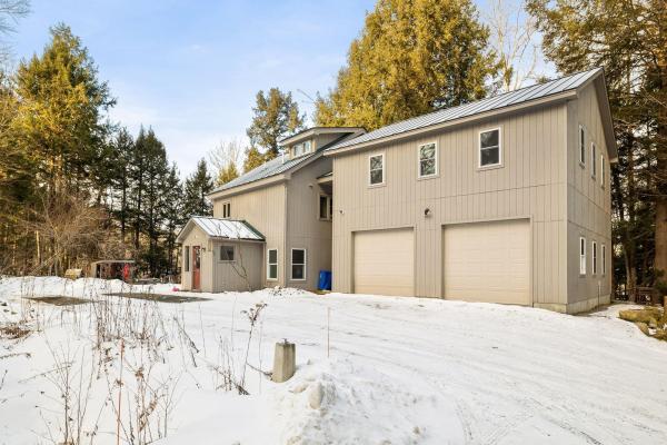 78 Pinebrook Road