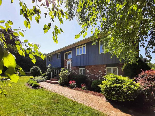 3 Columbian Avenue