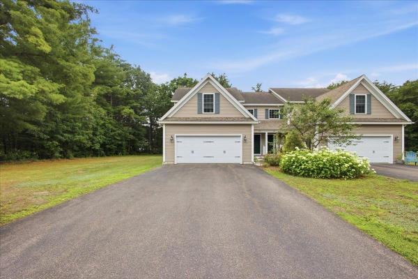 4 Hummingbird Lane