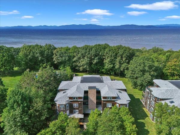 3 Claire Pointe Road