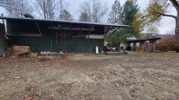 35 Pleasant Street 35 Pleasant Street