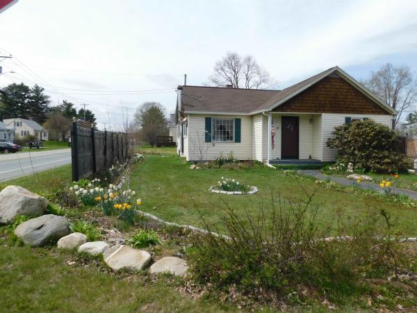 15 Breezy Lane