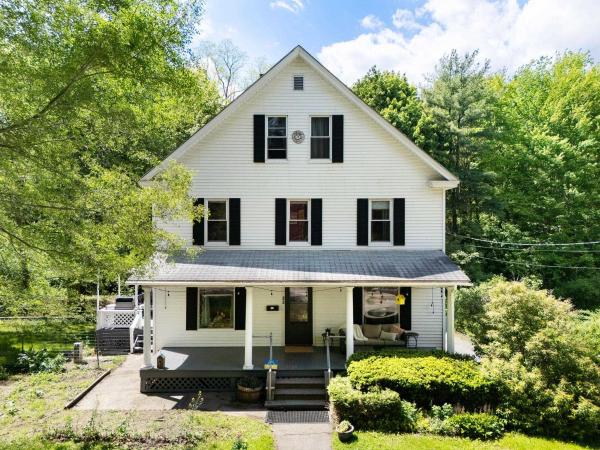 39 Locust Street