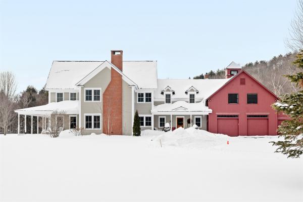 Single Family in Stowe VT