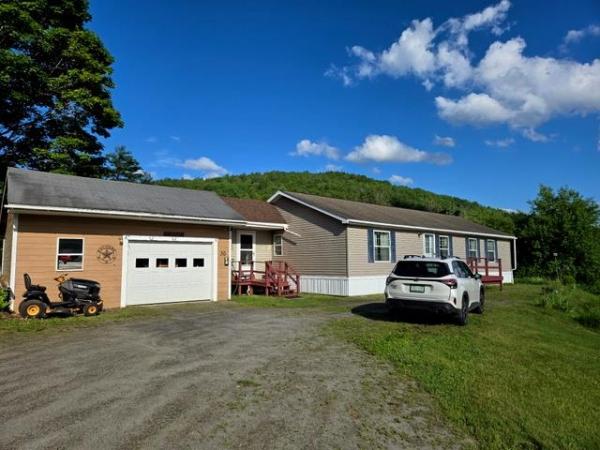 30 Hollow View Drive