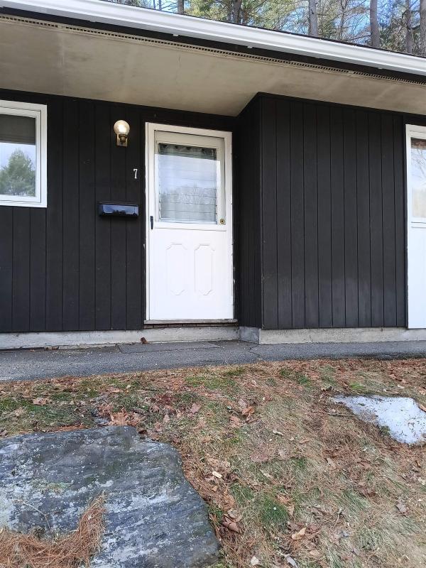 39 Brookside Drive