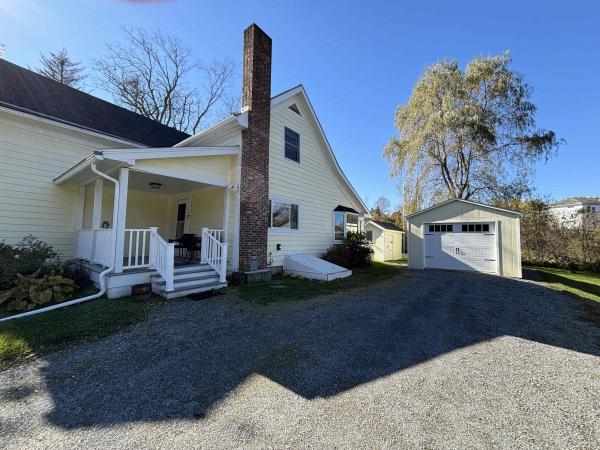 Single Family in Morristown VT