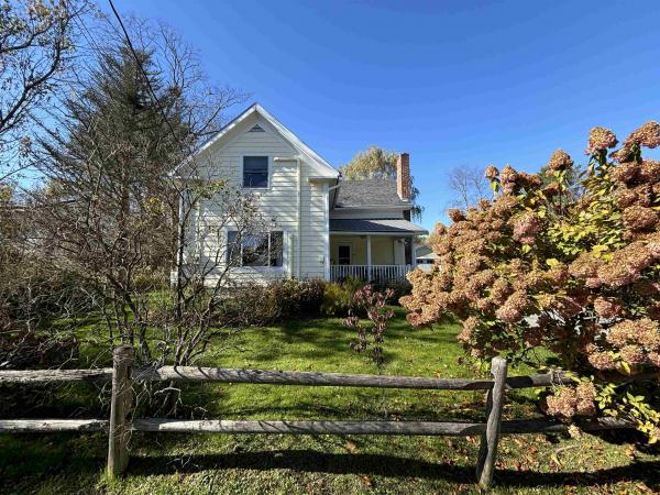 Single Family in Morristown VT