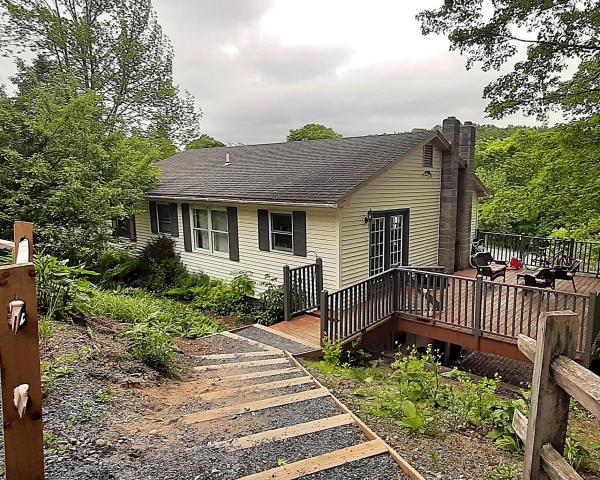130 Pleasant Street