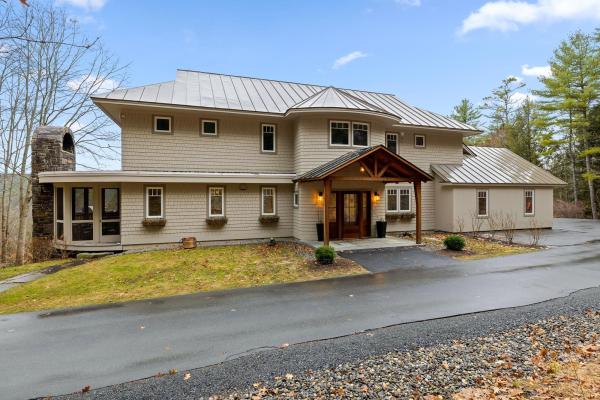 240 Douglas Road