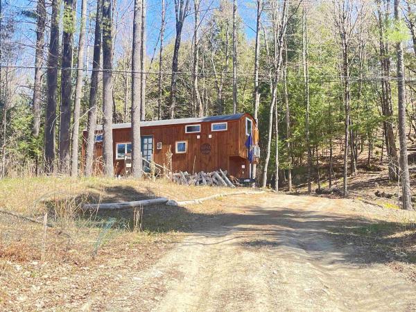 1295 River Road
