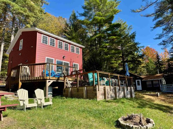 318 Round Pond Lane