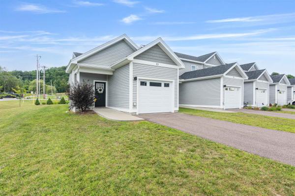 13 Clover Lane